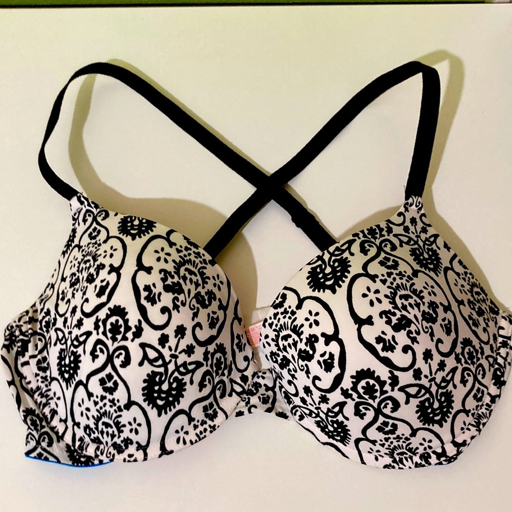 PINK Victoria’s Secret Push-Up Bra